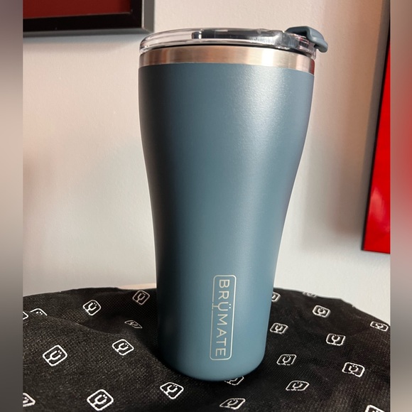 BRAND NEW BruMate Nav 22oz tumbler in nightfall blue - Picture 2 of 6